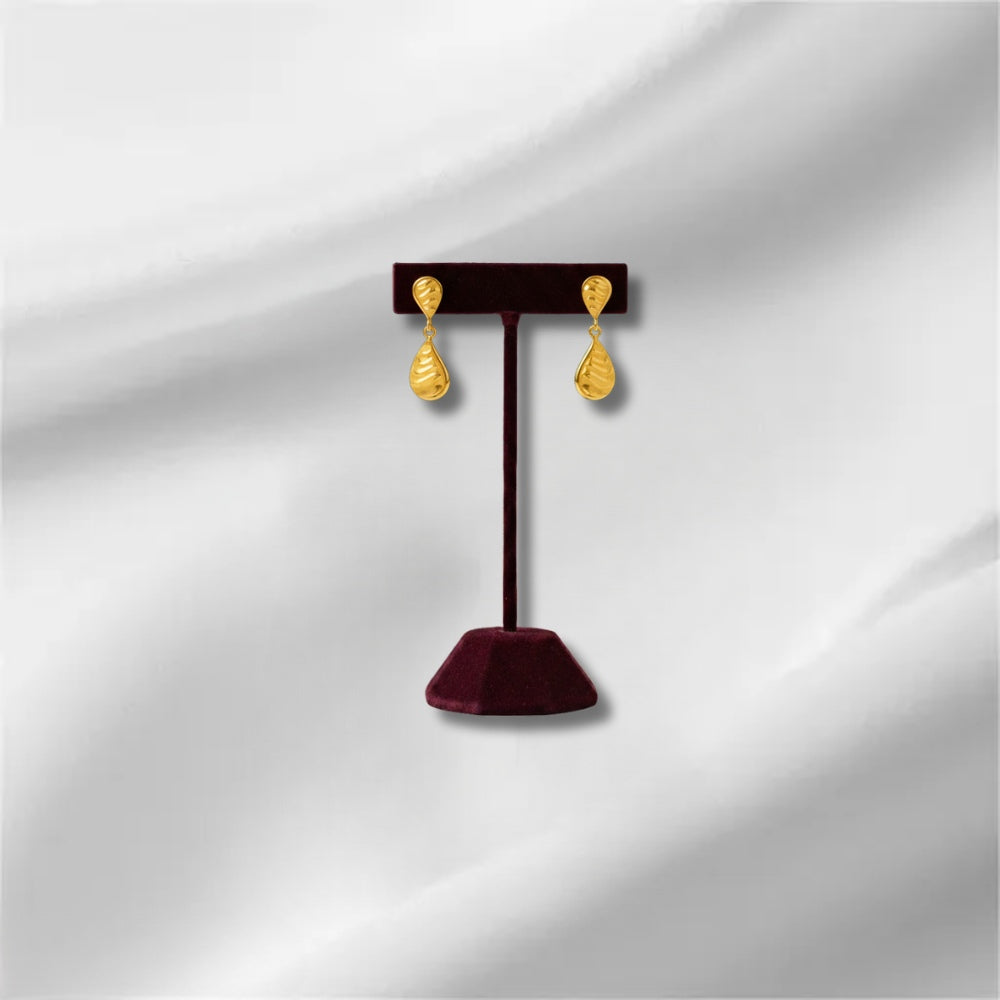 Elegant Gold Drop Earrings