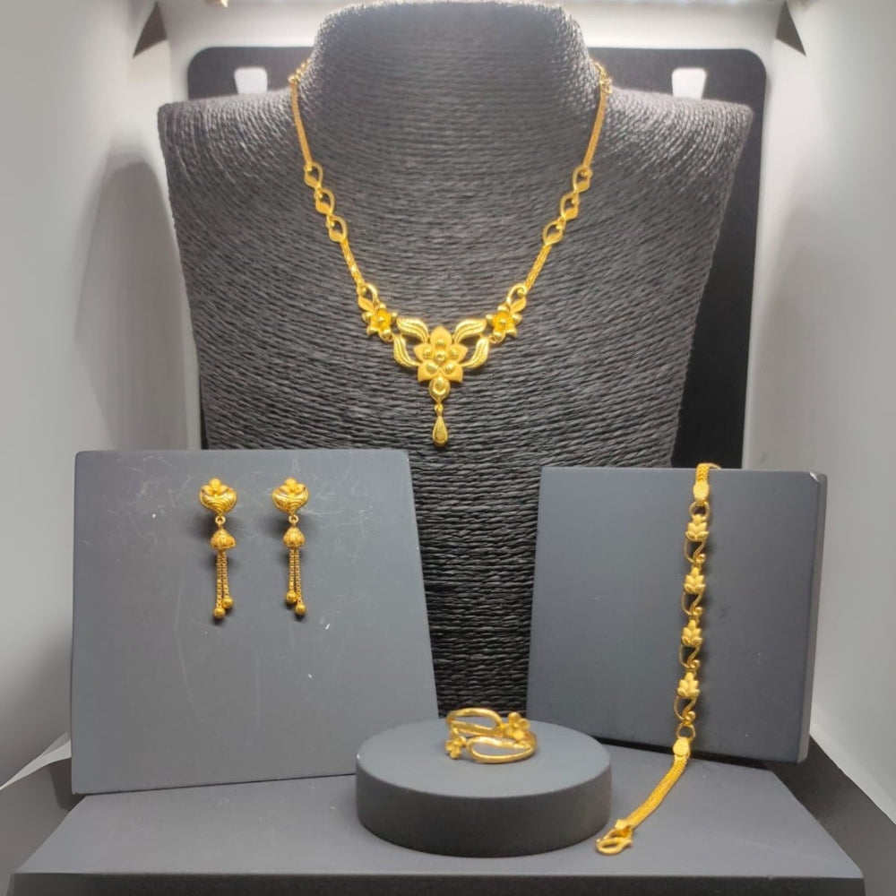 Floral Grace 22K Gold Jewelry Set